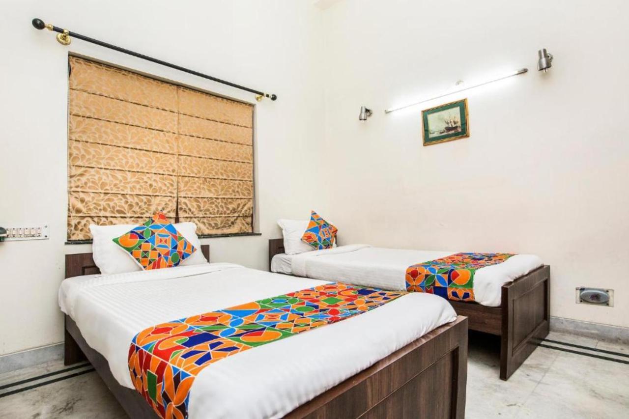 Hotel Ullash Residency: Spacious Salt Lake Retreat with Parking Salt Lake City Exterior photo